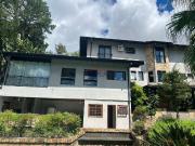 Casa / Sobrado em Condomínio para Venda em Atibaia/SP...