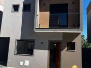 Casa / Sobrado em Condomínio para Venda em Atibaia/SP...