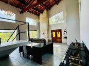 Casa / Sobrado em Condomínio para Venda em Atibaia/SP...