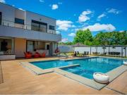 Casa / Sobrado em Condomínio para Venda em Atibaia/SP...