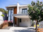 Casa / Sobrado em Condomínio para Venda em Atibaia/SP...