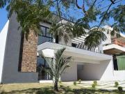 Casa / Sobrado em Condomínio para Venda em Atibaia/SP...