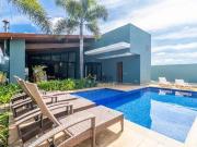 Casa / Sobrado em Condomínio para Venda em Atibaia/SP...