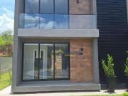 Casa / Sobrado em Condomínio para Venda em Atibaia/SP...