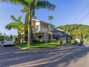 Casa / Sobrado em Condomínio para Venda em Balneário...