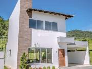 Casa / Sobrado em Condomínio para Venda em Balneário...