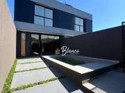 Casa / Sobrado em Condomínio para Venda em Balneário...