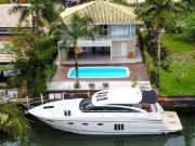 Casa / Sobrado em Condomínio para Venda em Balneário...