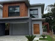 Casa / Sobrado em Condomínio para Venda em Balneário...