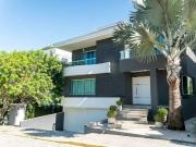 Casa / Sobrado em Condomínio para Venda em Balneário...