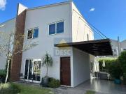 Casa / Sobrado em Condomínio para Venda em Balneário...
