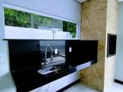 Casa / Sobrado em Condomínio para Venda em Barra dos...