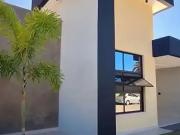 Casa / Sobrado em Condomínio para Venda em Barra dos...