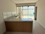 Casa / Sobrado em Condomínio para Venda em Barra dos...