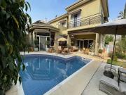 Casa / Sobrado em Condomínio para Venda em Barueri/SP...