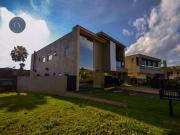 Casa / Sobrado em Condomínio para Venda em Barueri/SP...