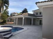 Casa / Sobrado em Condomínio para Venda em Barueri/SP...