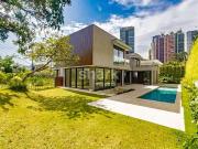 Casa / Sobrado em Condomínio para Venda em Barueri/SP...