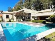 Casa / Sobrado em Condomínio para Venda em Barueri/SP...