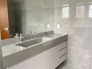 Casa / Sobrado em Condomínio para Venda em Barueri/SP...