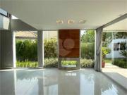 Casa / Sobrado em Condomínio para Venda em Barueri/SP...