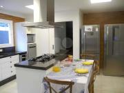 Casa / Sobrado em Condomínio para Venda em Barueri/SP...