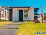 Casa / Sobrado em Condomínio para Venda em Barueri/SP...