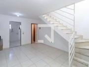 Casa / Sobrado em Condomínio para Venda em Belo...