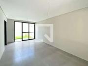 Casa / Sobrado em Condomínio para Venda em Belo...