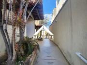 Casa / Sobrado em Condomínio para Venda em Belo...