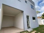 Casa / Sobrado em Condomínio para Venda em Belo...