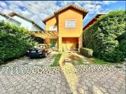 Casa / Sobrado em Condomínio para Venda em Belo...