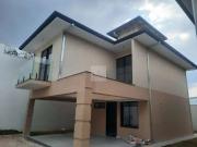 Casa / Sobrado em Condomínio para Venda em Belo...