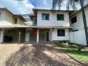 Casa / Sobrado em Condomínio para Venda em Belo...