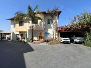 Casa / Sobrado em Condomínio para Venda em Belo...