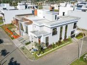 Casa / Sobrado em Condomínio para Venda em Biguaçu/SC...