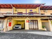 Casa / Sobrado em Condomínio para Venda em Blumenau/SC...