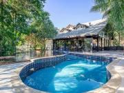 Casa / Sobrado em Condomínio para Venda em Blumenau/SC...