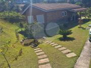 Casa / Sobrado em Condomínio para Venda em Bom Jesus dos...