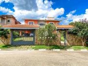 Casa / Sobrado em Condomínio para Venda em Bom Jesus dos...
