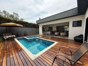 Casa / Sobrado em Condomínio para Venda em Bom Jesus dos...