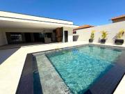 Casa / Sobrado em Condomínio para Venda em Bom Jesus dos...