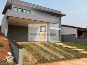 Casa / Sobrado em Condomínio para Venda em Bragança...