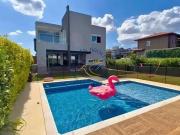 Casa / Sobrado em Condomínio para Venda em Bragança...