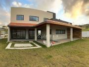 Casa / Sobrado em Condomínio para Venda em Caçapava/SP...