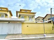 Casa / Sobrado em Condomínio para Venda em Cabo Frio/RJ...