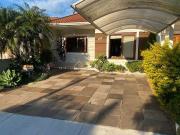 Casa / Sobrado em Condomínio para Venda em...