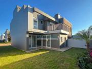 Casa / Sobrado em Condomínio para Venda em...