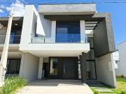 Casa / Sobrado em Condomínio para Venda em...