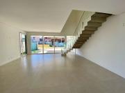 Casa / Sobrado em Condomínio para Venda em...
